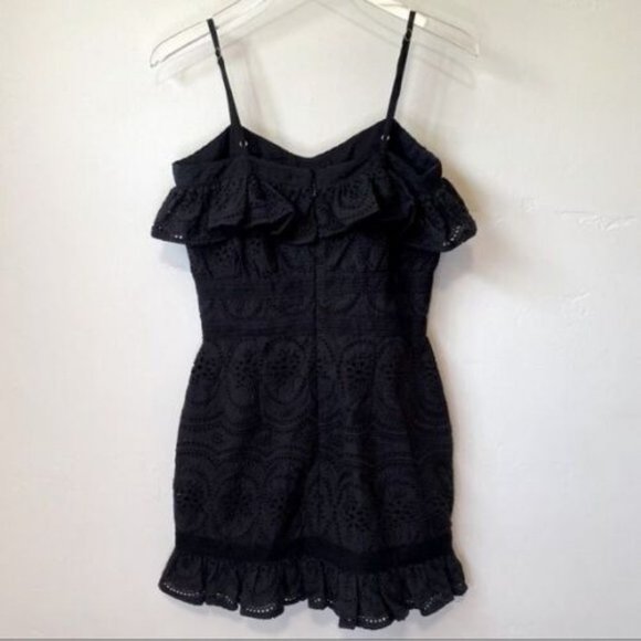 Fully lined Adjustable straps Embroidered eyelet fabric Ruffled trim Hidden back - Picture 7 of 10